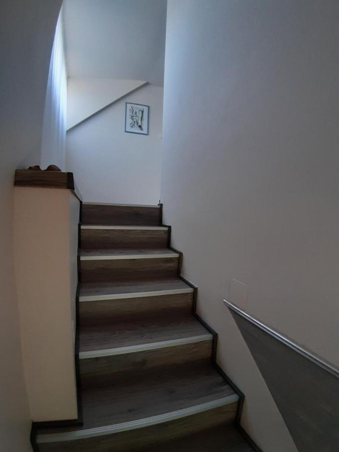 Profi Keco Apartman Balatonalmádi Exterior foto