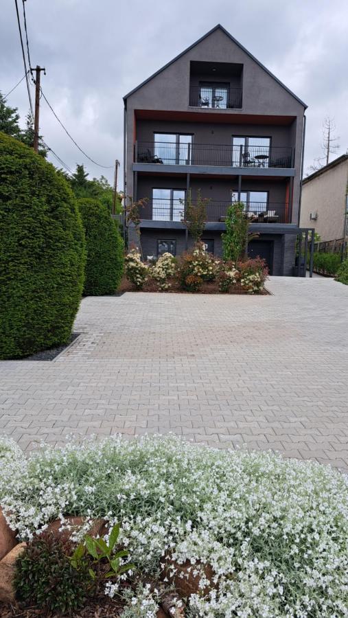 Profi Keco Apartman Balatonalmádi Exterior foto